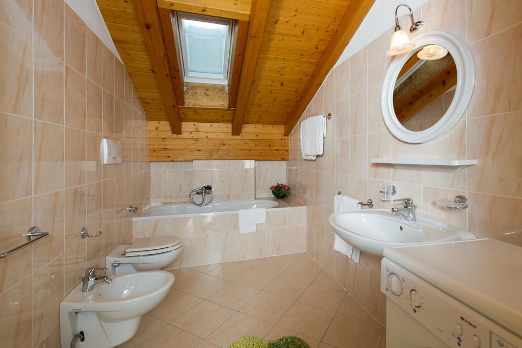 Residence Villa Boschetto Carano  Dış mekan fotoğraf